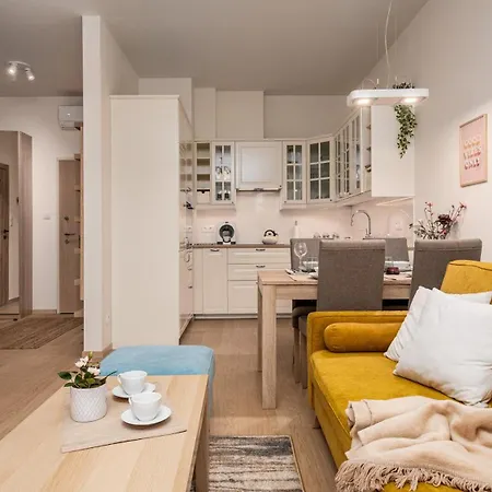 Apartamento Nova Krolikarnia - Mokotow By Sun & Snow *